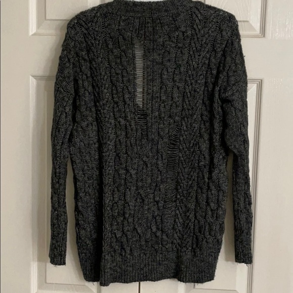 Express Sweater - Picture 2 of 3